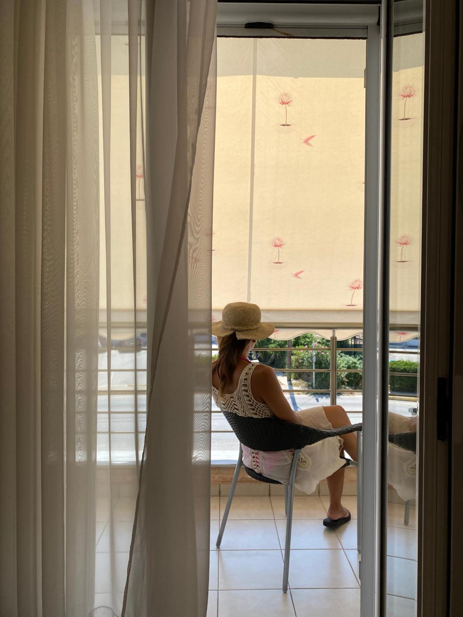 Bright And Cozy Apartment Near The City Center ザキントス エクステリア 写真