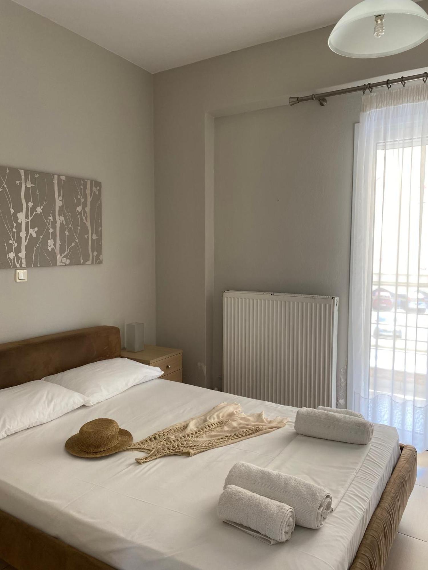 Bright And Cozy Apartment Near The City Center ザキントス エクステリア 写真
