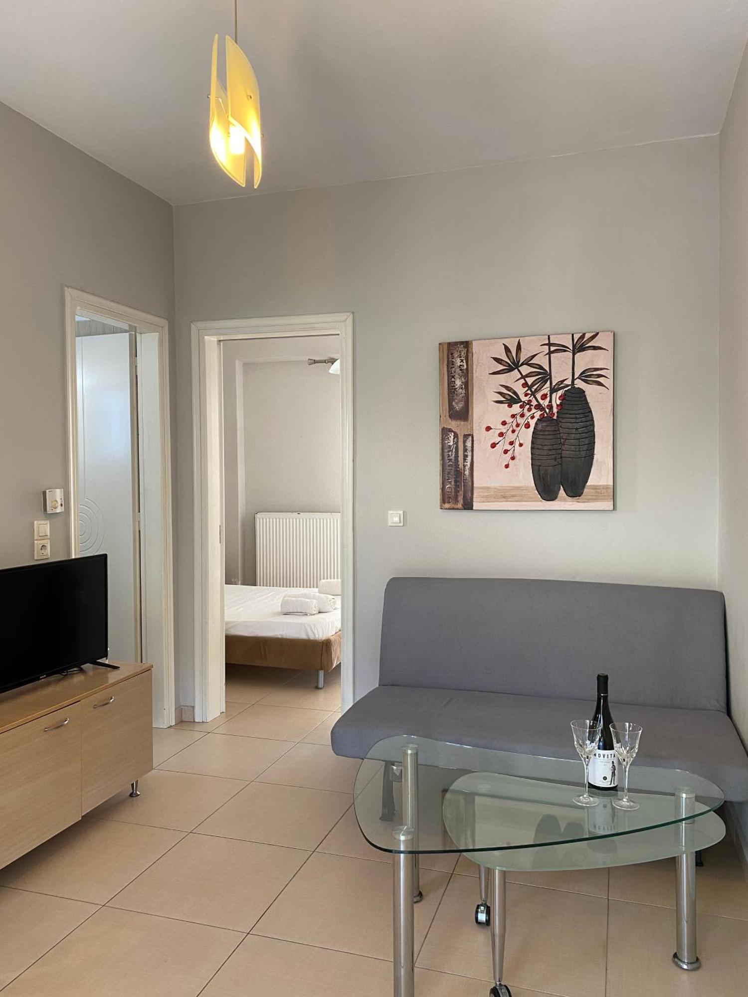 Bright And Cozy Apartment Near The City Center ザキントス エクステリア 写真